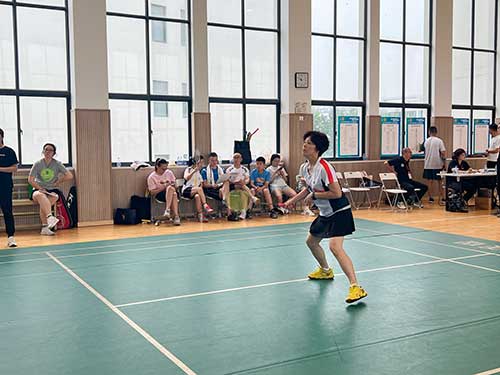 上海創(chuàng)力集團成功舉辦2023年重固鎮(zhèn)職工羽毛球比賽(圖5)