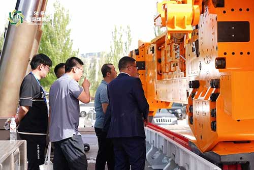 圖片5.jpg 上海創(chuàng)力集團(tuán)參展第十八屆鄂爾多斯國際煤博會取得圓滿成功(圖5)