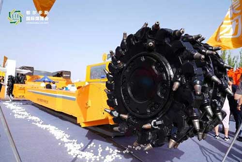 圖片6.jpg 上海創(chuàng)力集團(tuán)參展第十八屆鄂爾多斯國際煤博會取得圓滿成功(圖6)