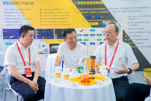 實力彰顯！上海創(chuàng)力集團參展貴州國際能源產(chǎn)業(yè)博覽交易會取得圓滿成功(圖4)