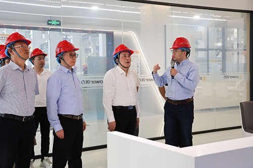 中國工程院院士謝和平一行蒞臨創(chuàng)力集團考察指導(dǎo)(圖2)